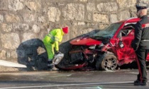 Casnigo, scontro tra due auto sulla statale Valseriana: tre feriti e lunghe code