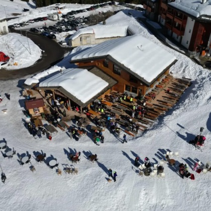 Family Day a San Simone: gonfiabili, truccabimbi e gara di pupazzi di neve (con giudice Remuzzi)