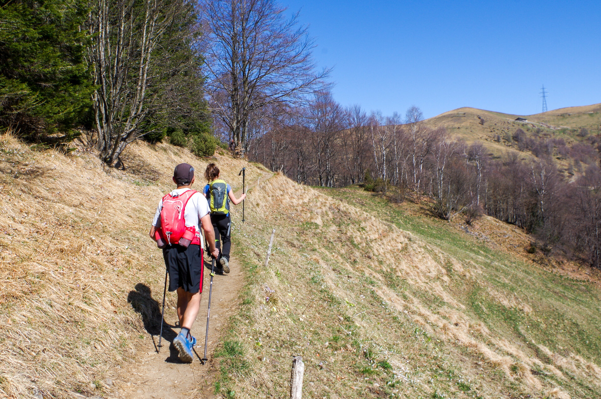 3 - Escursionisti sul percorso