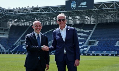 Nuovo sponsor tecnico, Atalanta stringe la mano a New Balance: «Puntiamo sulla qualità»