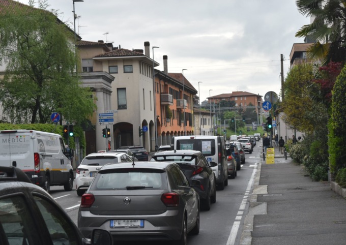 La viabilità nel quartiere San Tommaso è nel caos. La Lega interroga il Comune di Bergamo