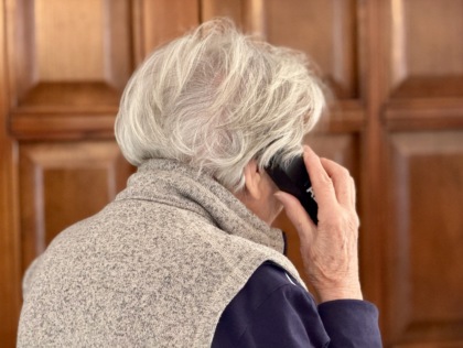 Pensionata di Sarnico raggirata e derubata da un finto maresciallo