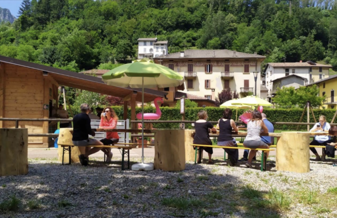 Gestore cercasi per il chiosco di Lenna, un luogo d’incontro e socialità sulla ciclovia