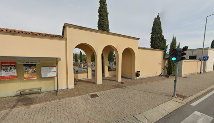 Furti di vasi e biciclette al cimitero di Colognola, i cittadini: «Vogliamo le telecamere»