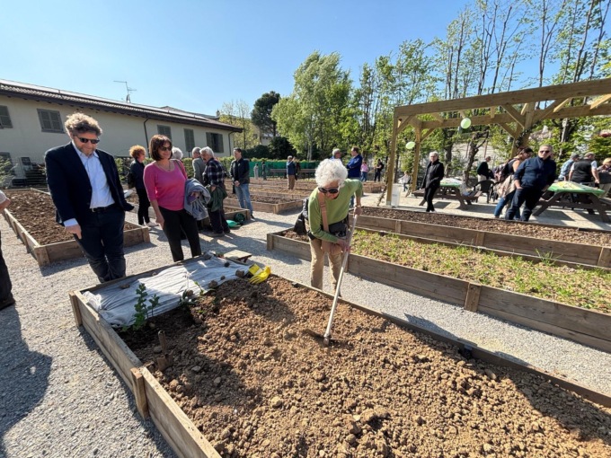 La comunità fa fiorire… l’abbandono: inaugurati gli orti collettivi di Loreto a Bergamo