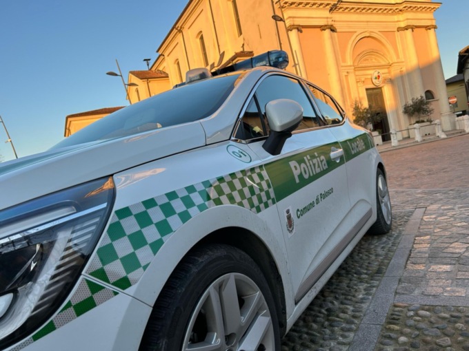 Investe un ciclista e scappa a Palosco, individuato e denunciato dalla polizia locale