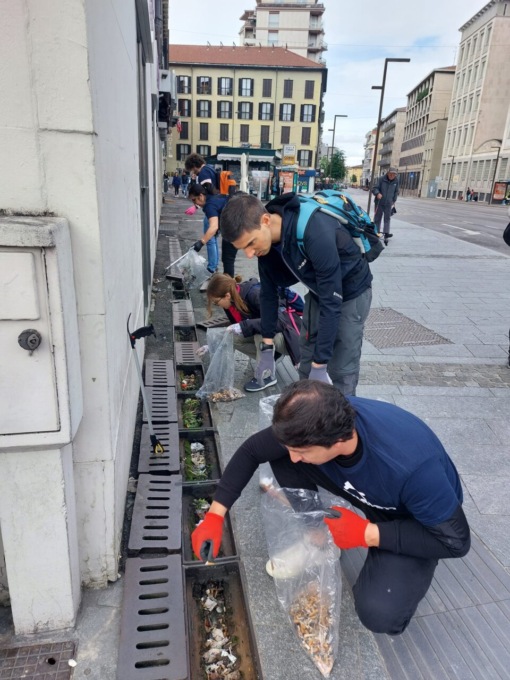 Plastic free organizza una raccolta di mozziconi in centro a Bergamo: si partirà dal Sentierone