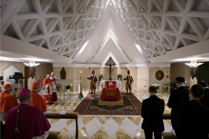 Morte di papa Francesco: i funerali, il viaggio dei bergamaschi e i giorni di lutto nazionale