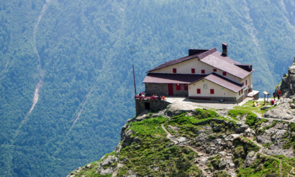 Un'ascesa che non fa sconti: raggiungere il rifugio Merelli al Coca è roba per veri duri