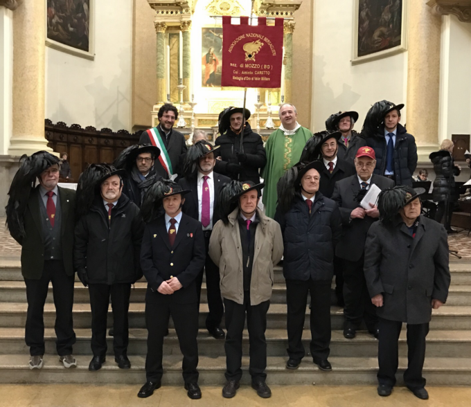 Una mostra e una targa per i 95 anni dei bersaglieri di Mozzo, tra passione e memoria