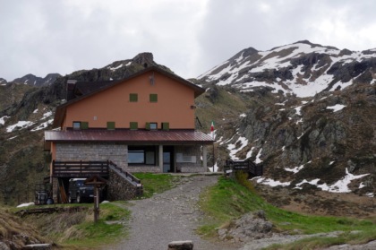 Nuova gestione per il rifugio Calvi: per la prima volta (in 70 anni) non è bergamasca