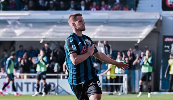 Pasalic verso la permanenza a Bergamo: si tratta per un triennale, presto la firma