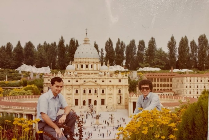 Papa Leone XIV è stato a Minitalia: a Capriate spunta la foto degli anni Settanta