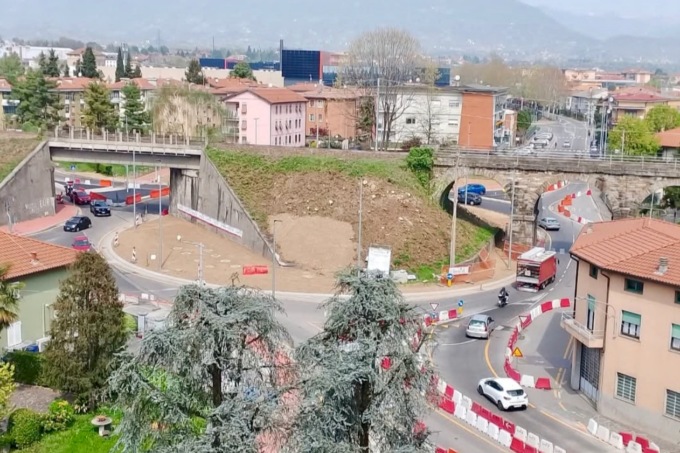 Il nuovo rondò Zecchetti di Ponte San Pietro è realtà, tra vantaggi e nuove criticità