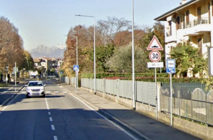 L’appello di una residente: «Auto di corsa a Osio Sopra, troppi gatti morti sulla strada»