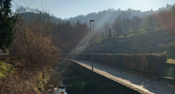 Parcheggi con disco orario a San Tomaso e Loreto, via Biava diventa a senso unico
