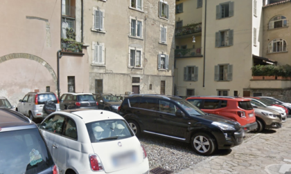 Recupero e valorizzazione di Città Alta: via le auto da piazzetta Angelini?