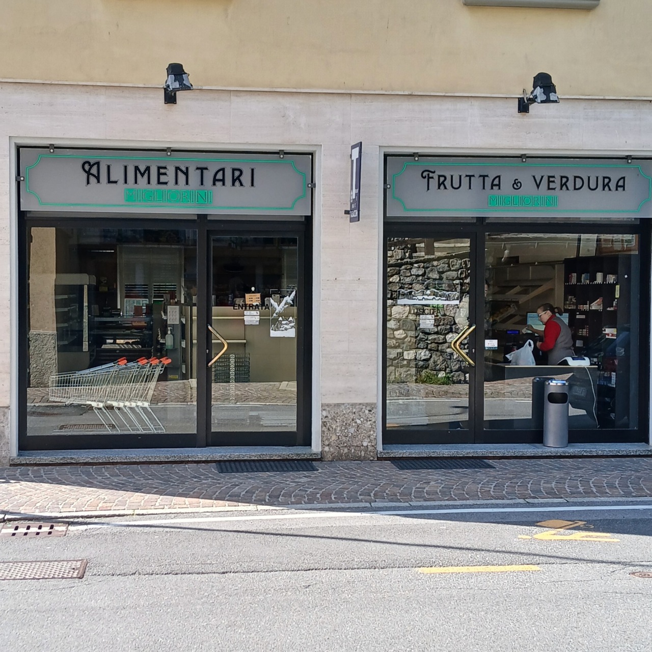 carona-minimarket