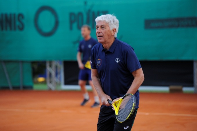 Gasperini al Tennis Vip: «Ho un contratto, parleremo di futuro dopo la partita col Parma»