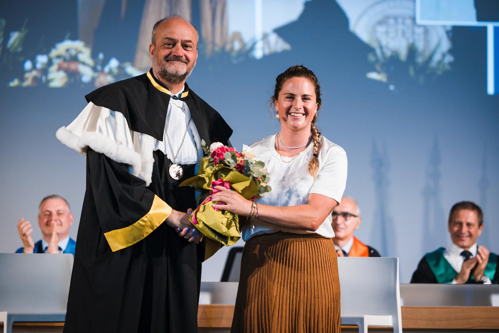 05. Rettore Cavalieri con Michela Moioli_Graduation Day 2025_UniBg