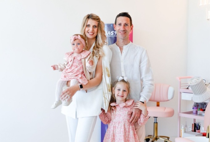 Dall’Ucraina a Mozzo: sboccia il sogno di Inna, che ha aperto il suo centro estetico