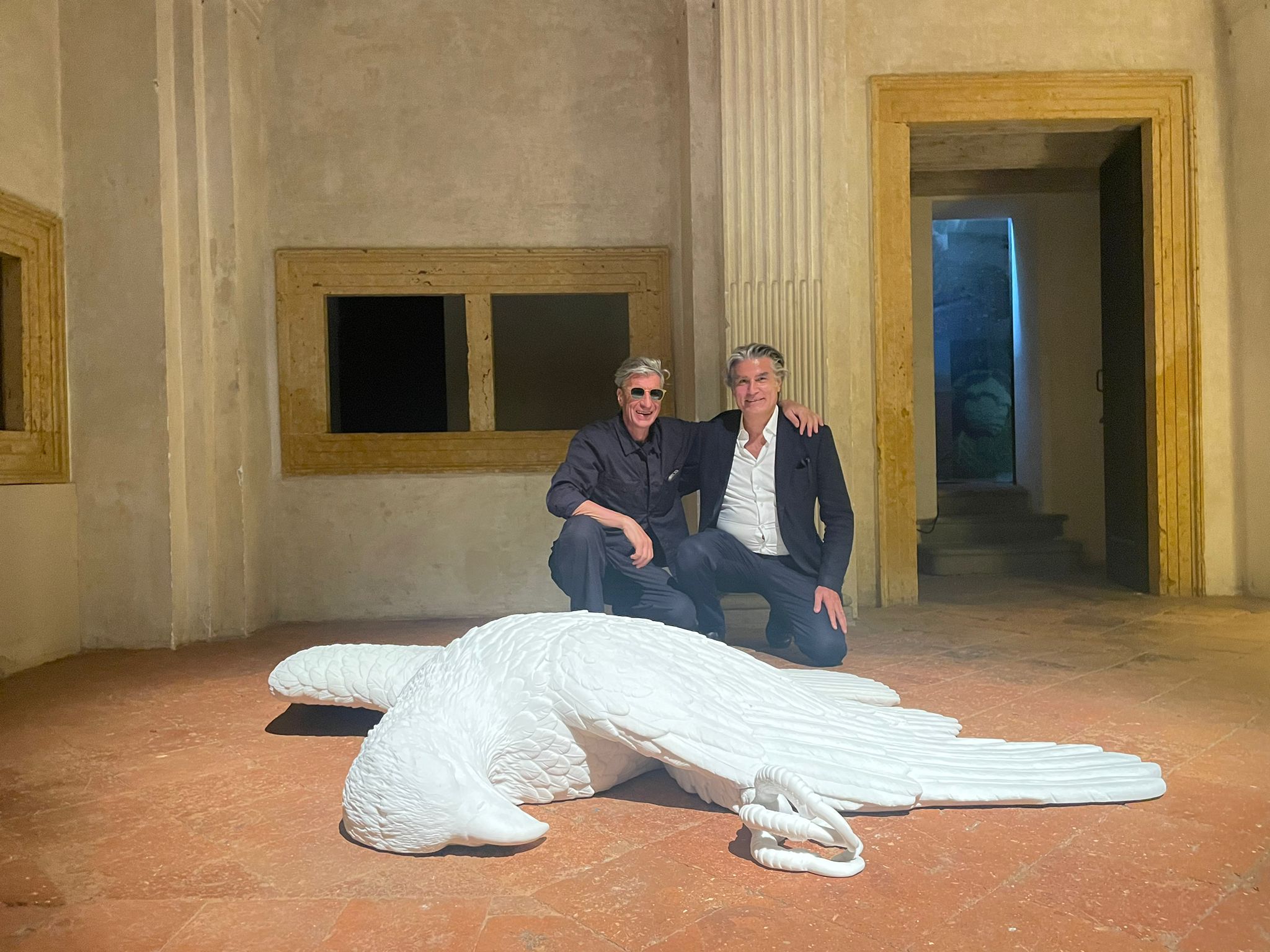 CATTELAN E GANDI
