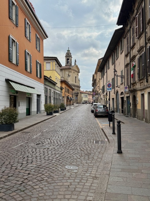 Borgo Santa Caterina Bergamo: un gioiello storico e immobiliare