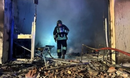 Incendio doloso di un centro estetico a Rogno: arrestati autore, complice e mandante