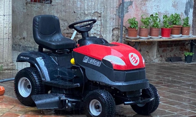 Ladri in azione a Pagazzano, rubato persino un trattorino tagliaerba da 3.500 euro