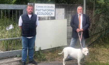 Ghisalba, a passeggio con il cane sventa un furto alla stazione ecologica