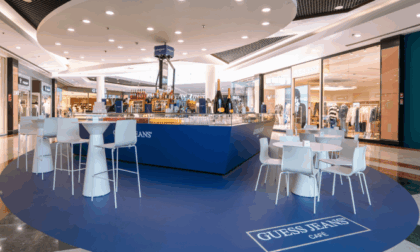 A Oriocenter è arrivato il Guess Jeans Cafè, molto più di un semplice locale