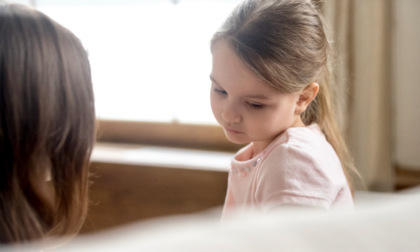 La denuncia di una mamma: «Mia figlia abusata. E la giustizia non l’ha tutelata»