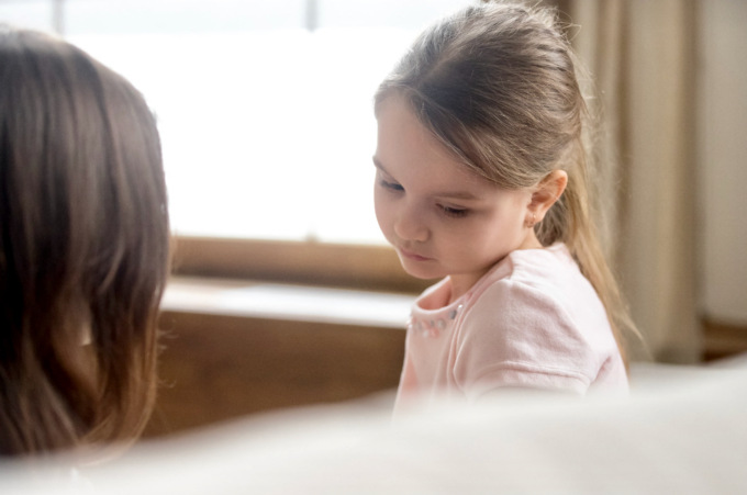 La denuncia di una mamma: «Mia figlia abusata. E la giustizia non l’ha tutelata»