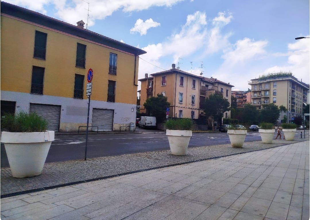 Vasi_via S.Bernardino 1