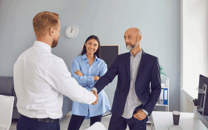 Differenza tra consulente indipendente e consulente ‘di banca’: perché scegliere il primo