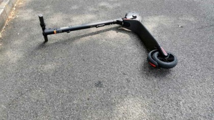 Scontro frontale tra monopattino e bici a Misano: grave un 68enne, ferito anche 21enne