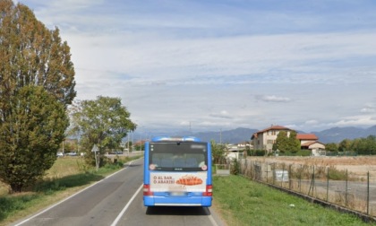 Pullman "invisibili" a Zanica, nuove proteste dei cittadini. Ma forse qualcosa cambierà