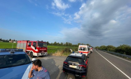 Barbata, auto nel fosso lungo la provinciale: incidente nella notte, il conducente ritrovato morto solo all'alba