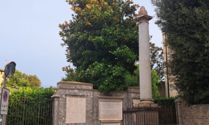 Completato il restauro "green" della storica colonna di Borgo Canale