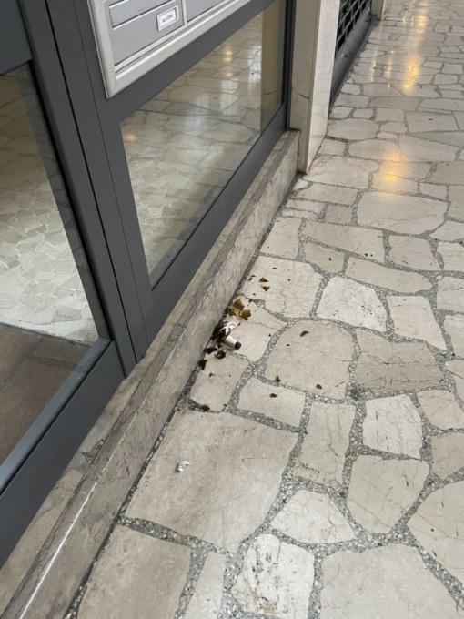 Galleria Fanzago, parla un cittadino: «Le autolinee ora sono perfette, ma a 200 metri vige il degrado»