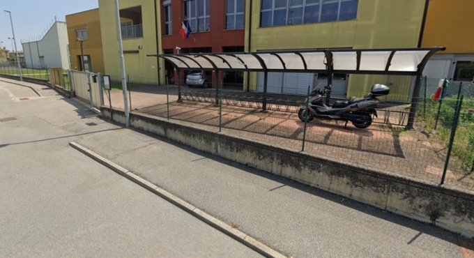 Paura in zona scuole ad Antegnate: un uomo ha cercato di rapinare un ragazzo