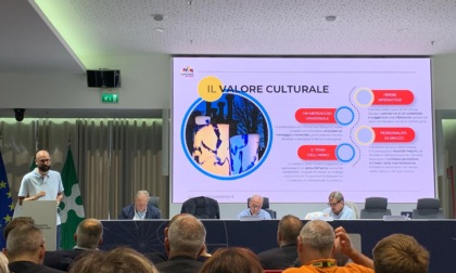 Christmas Design esempio vincente: l'iniziativa del Duc di Bergamo lodata in Regione
