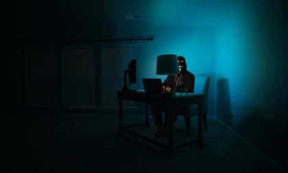 Lombardia nel mirino degli hacker: +40% di attacchi informatici tra phishing, malware e IA
