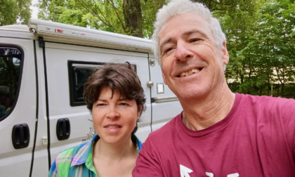 La coppia del Cai di Nembro che gira in bicicletta tra le abbazie trappiste del Belgio