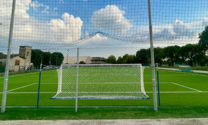 Olè! Il nuovo campo da calcio in sintetico di Osio Sopra finalmente è quasi pronto