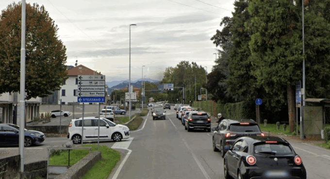 Scontro tra scooter e furgone ad Azzano: perde la vita la 51enne Loretta Maggioni