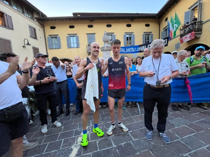 Corsa delle Uova 2025 a Gandino, ha vinto il corridore Simone Marinoni