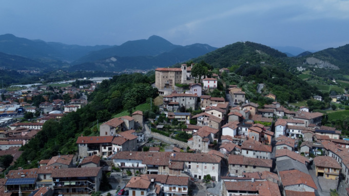 “Dentro e fuori dal Comune”, questa sera su Telecity e il61 alla scoperta di Capriolo