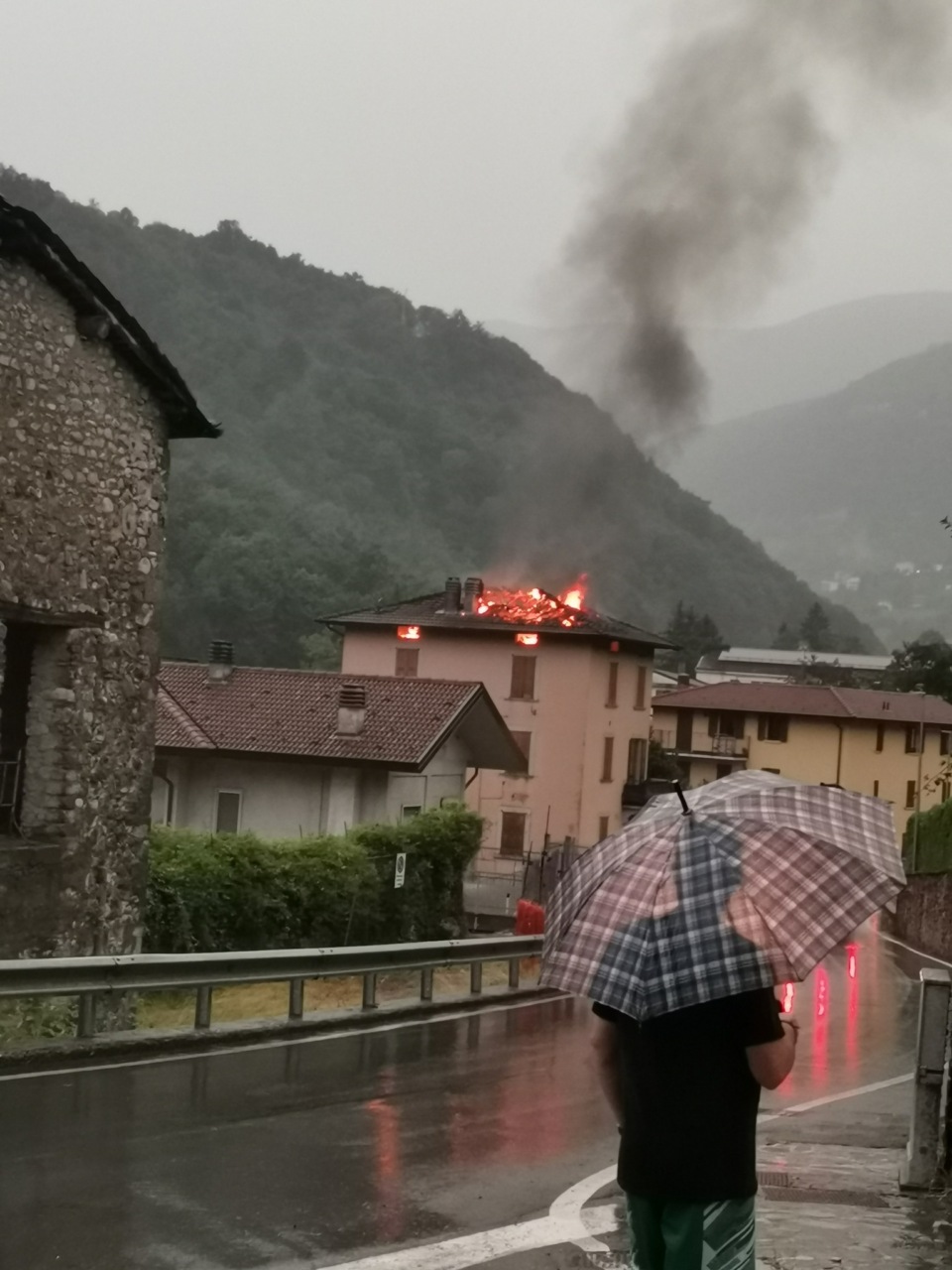 s-omobono-incendio