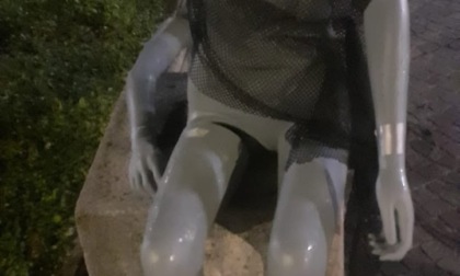 Vandalizzata dopo neanche una settimana l'opera posizionata nel giardino centrale di San Pellegrino